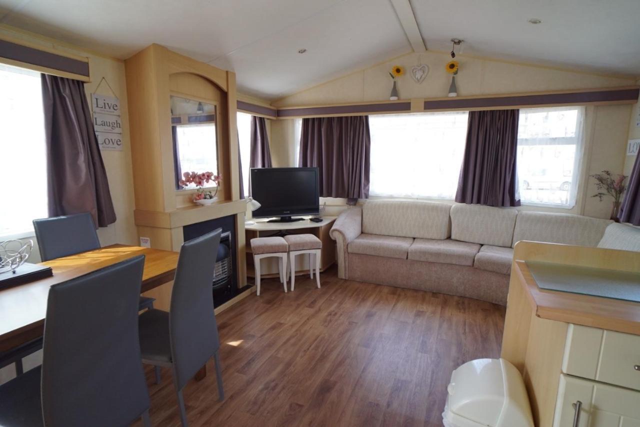 Lyntons 3 Bedroom Caravan Pets Stay Free Linen Included Heacham Exterior foto