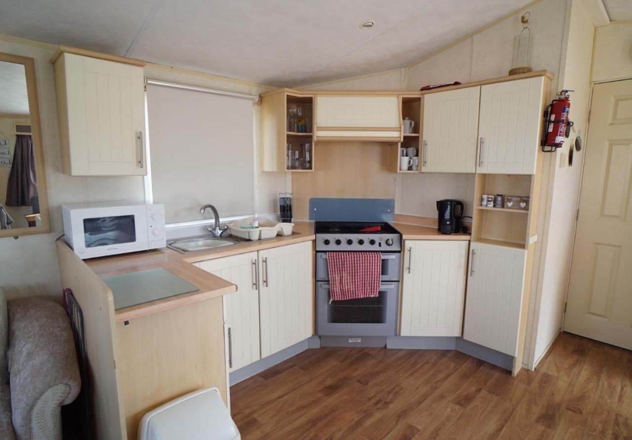 Lyntons 3 Bedroom Caravan Pets Stay Free Linen Included Heacham Exterior foto